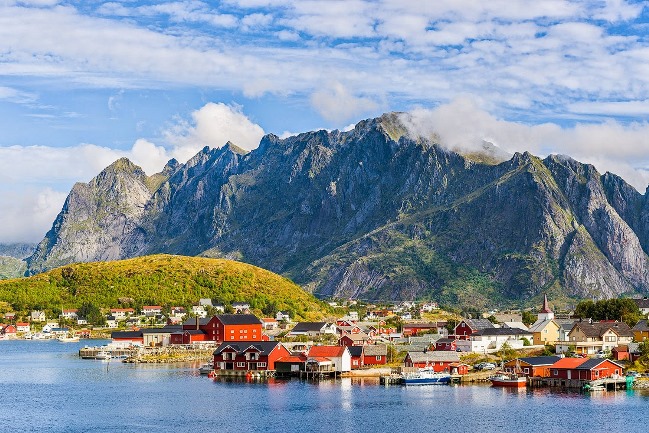 9. Reine-Norway.jpg